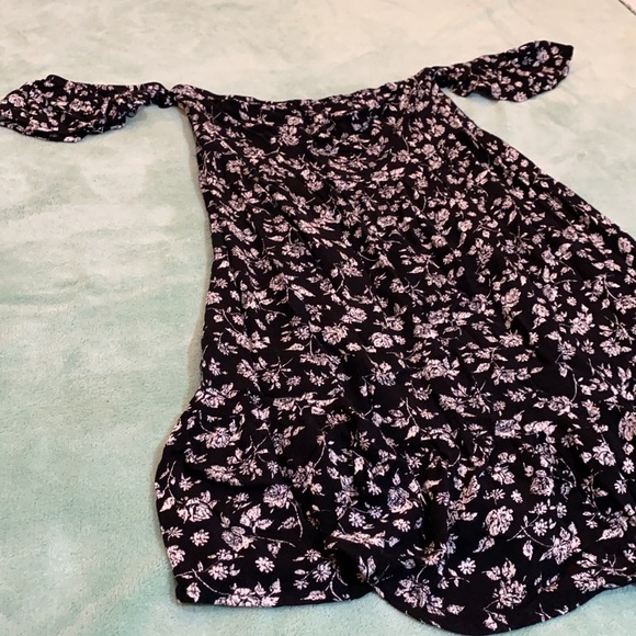 Mossimo Supply Co Black and White Floral Dress - Picture 2 of 3